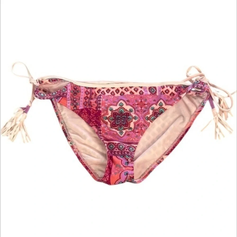 Malibu Dream Girl Pink patchwork print bikini swim bottom size medium NWOT